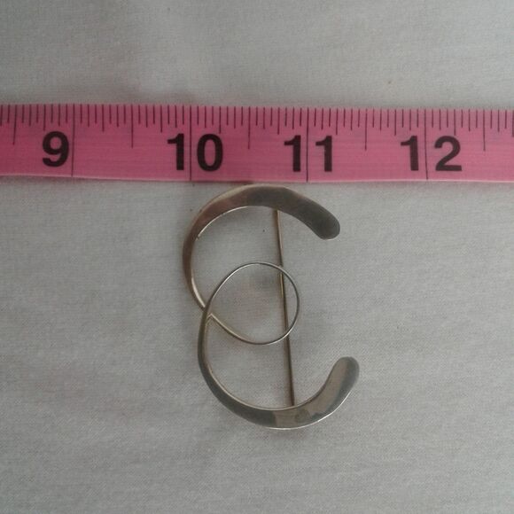 Silver Tone 3 Or E pin - Picture 3 of 5